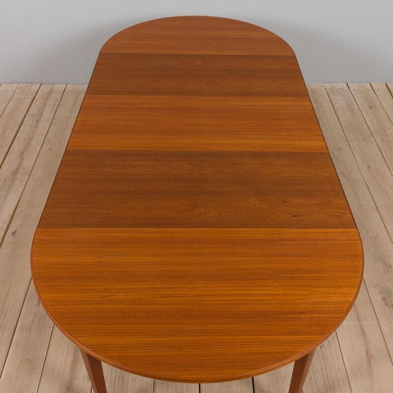 Vintage ronde uittrekbare tafel model 55 in teak van Omann Jun, 1960