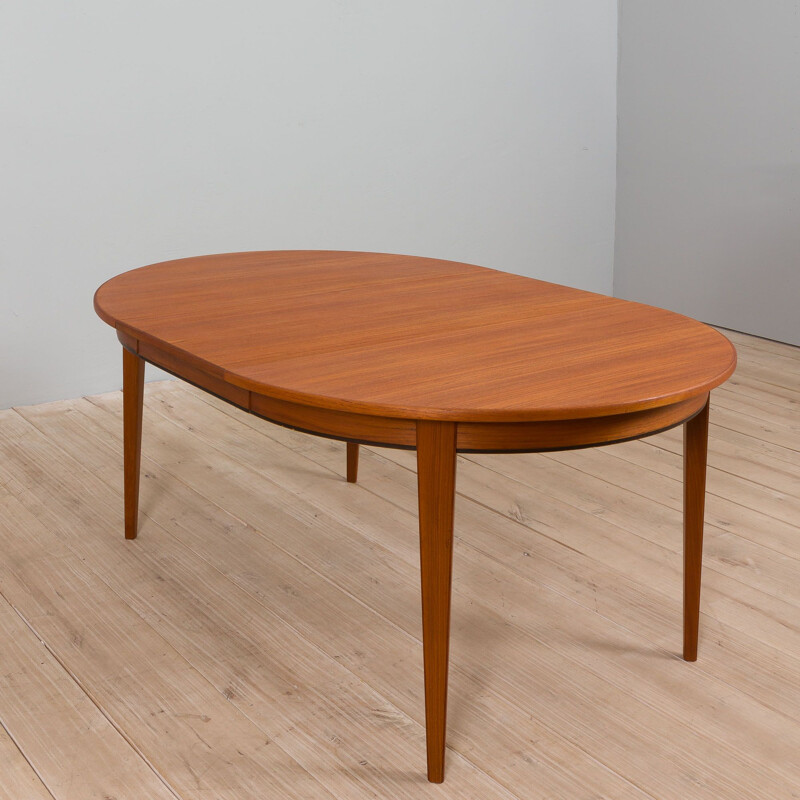 Vintage round extendable table model 55 in teak by Omann Jun, 1960