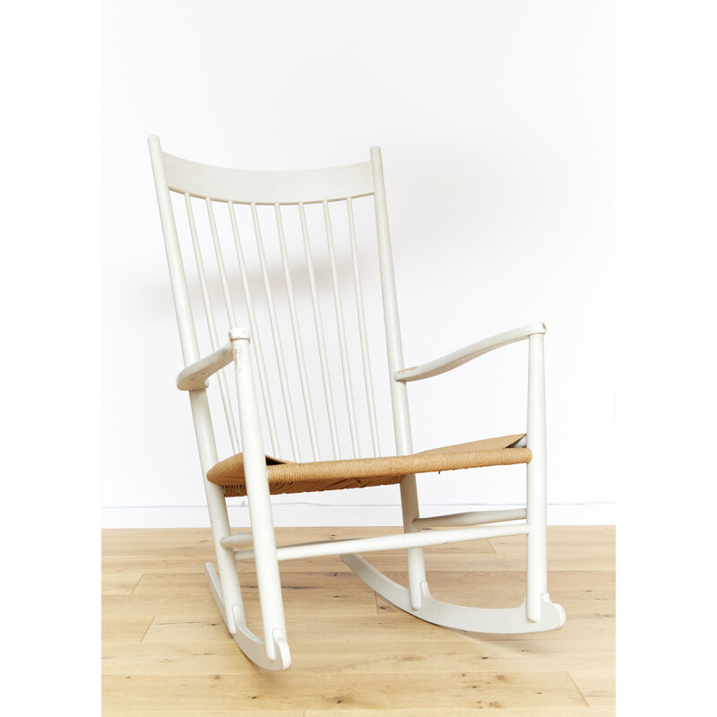 Vintage rocking chair model J16 by Hans J.Wegner for Fdb Møbler