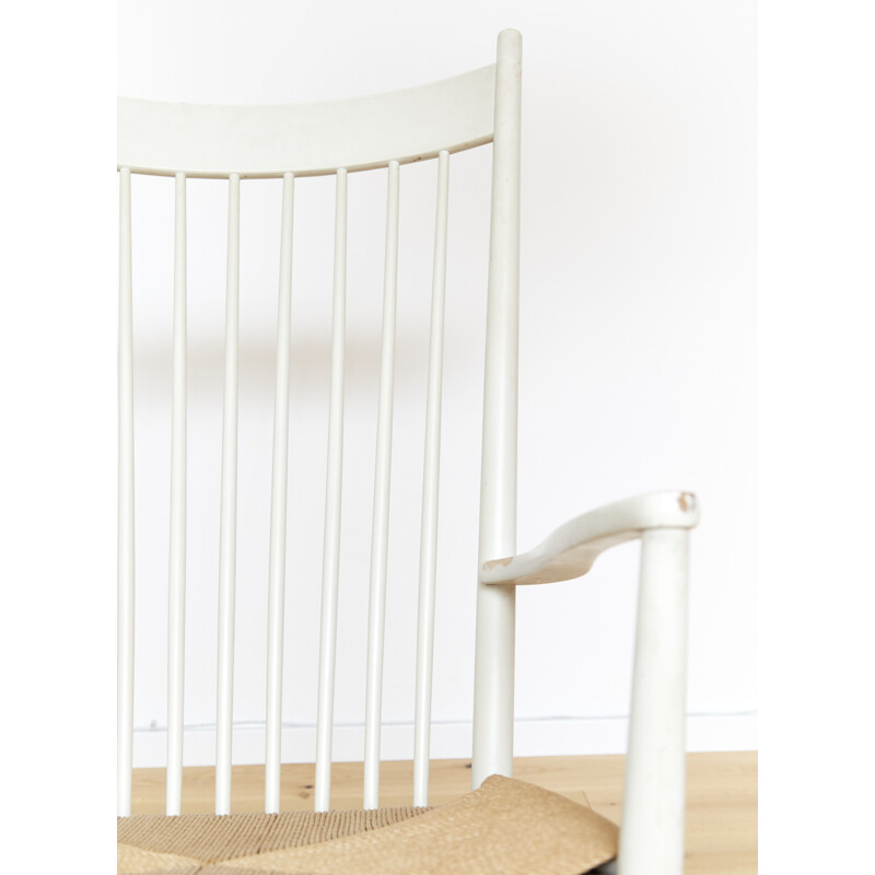 Vintage rocking chair model J16 by Hans J.Wegner for Fdb Møbler