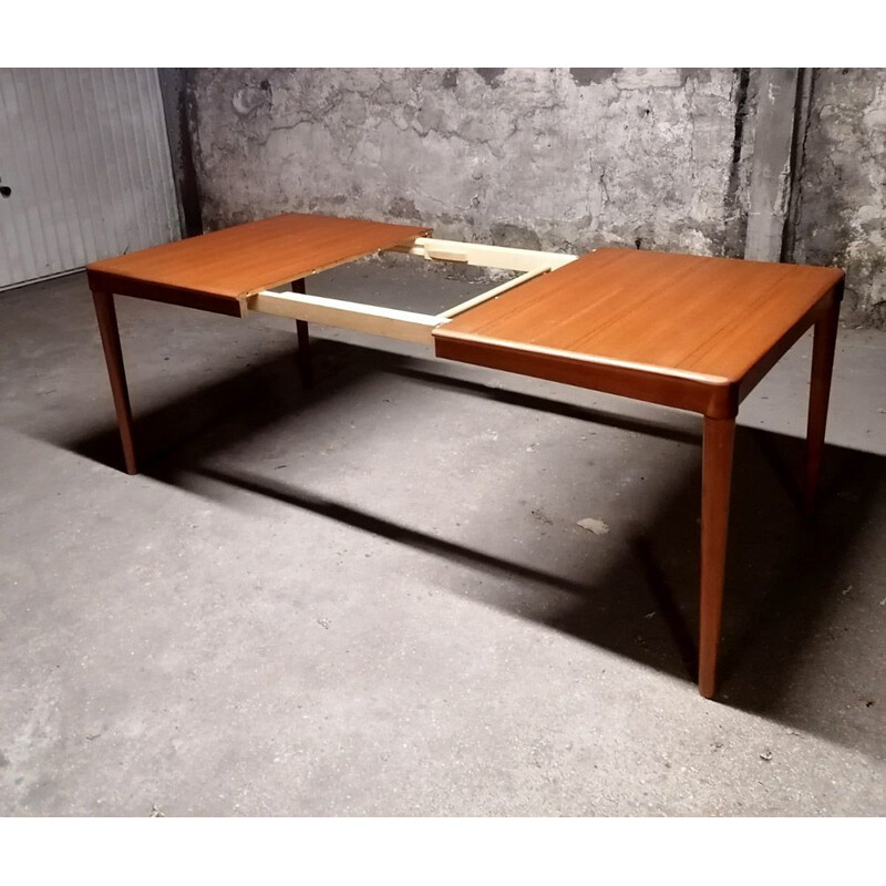 Mesa de teca vintage escandinava de N.Moller, 1960