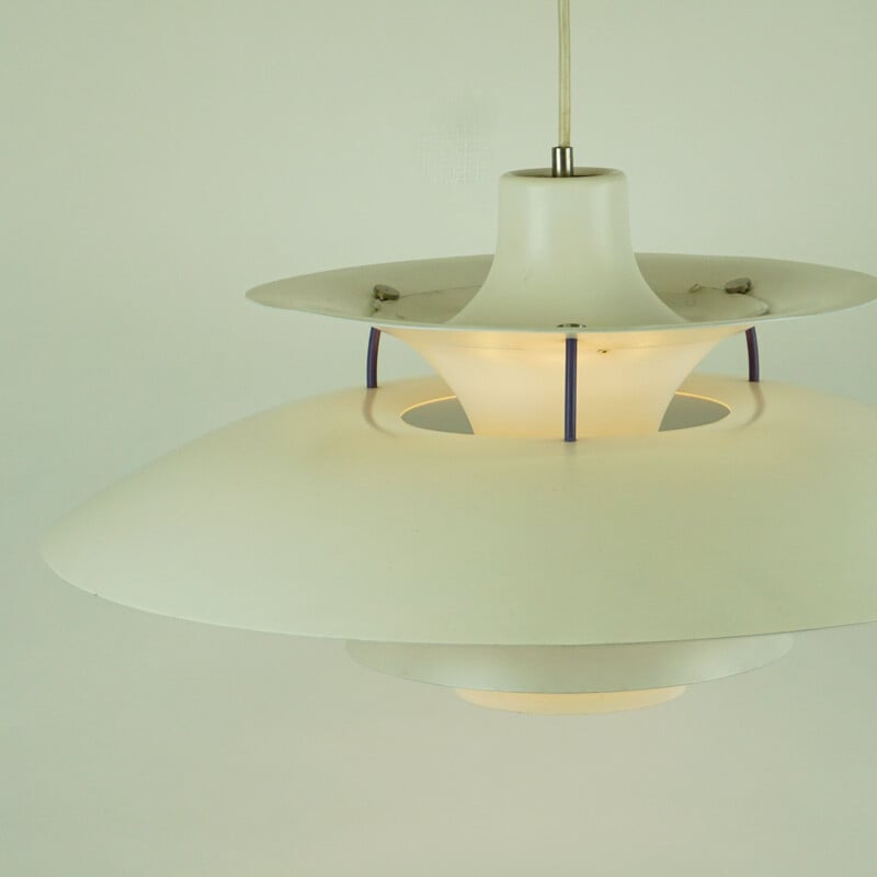 Ph5 Scandinavian white vintage pendant lamp by Poul Henningsen for Louis Poulsen