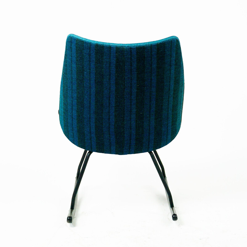 Silla mecedora vintage escandinava con tela azul, 1960