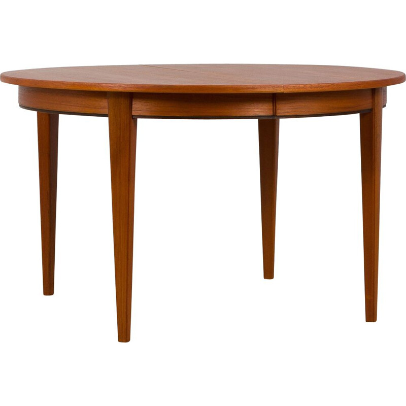 Vintage round extendable table model 55 in teak by Omann Jun, 1960