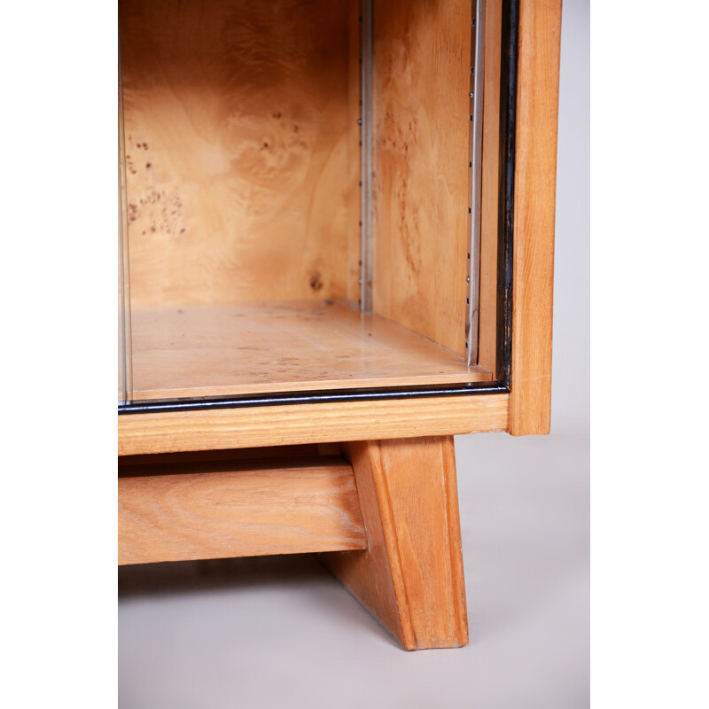 Vintage-Vitrine aus Holz, Tschechoslowakei 1940