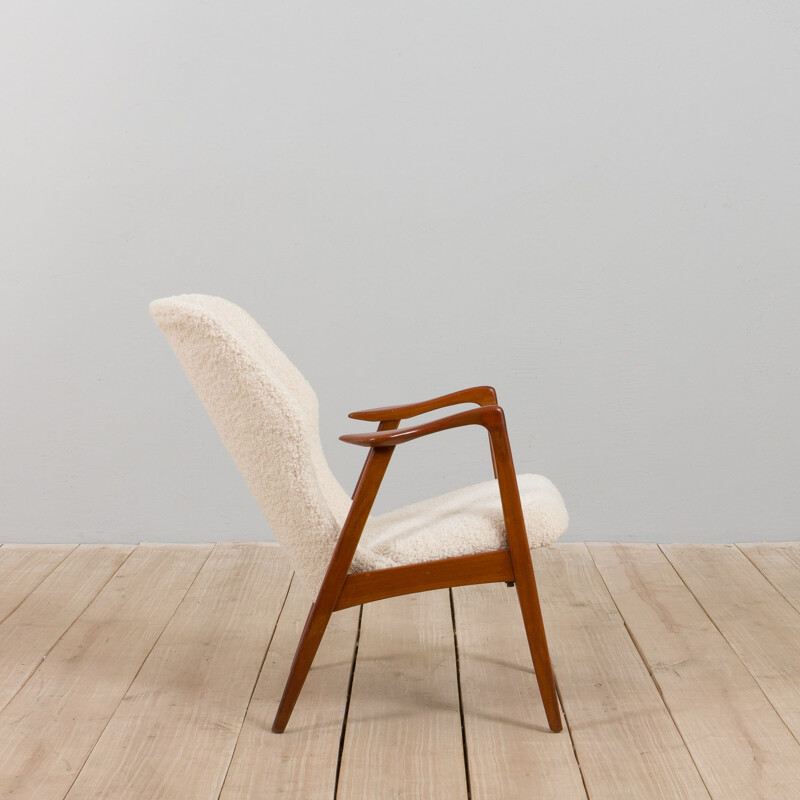 Vintage Deense fauteuil in dikke bouclé stof, 1960