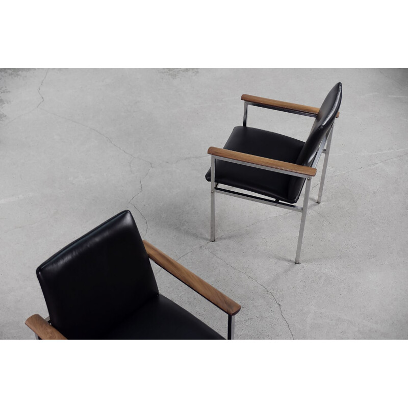 Paar Scandinavische vintage fauteuils in zwart leer van Sigvard Bernadotte voor Frankrijk