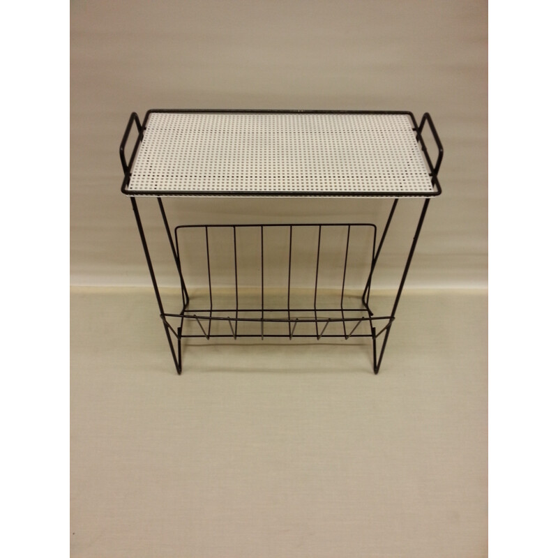 Mid-century magazine rack in metal - 1950s