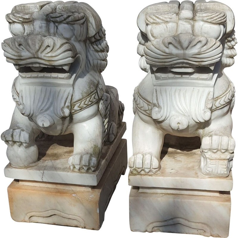 Paire de "chien Fu" chinois vintage en marbre blanc