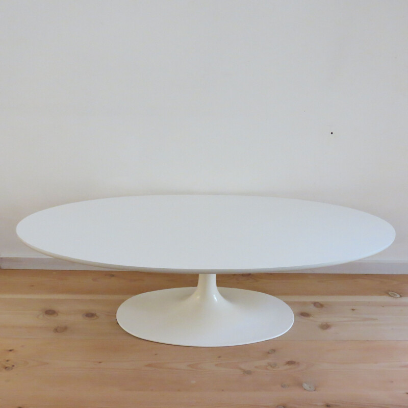 Vintage white oval Tulip coffee table by Maurice Burke for Arkana, Uk 1960s