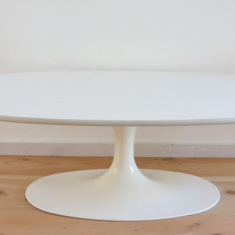 Vintage white oval Tulip coffee table by Maurice Burke for Arkana, Uk 1960s