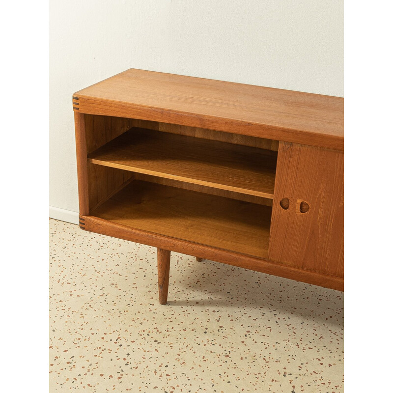 Vintage teakhouten dressoir met twee schuifdeuren van Bramin, Denemarken 1960