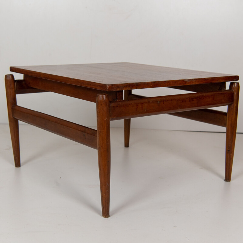 Vintage solid wood coffee table by Ico Parisi, Italy 1950-1960