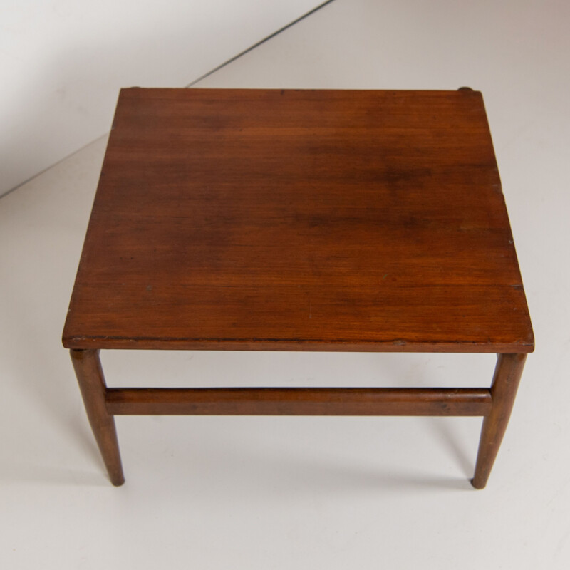 Mesa de centro vintage de madera maciza de Ico Parisi, Italia 1950-1960