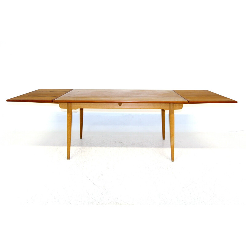 Mesa de centro vintage de roble de Hans J Wegner, Dinamarca 1960