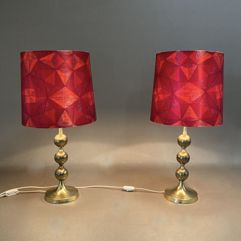 Scandinavian vintage lamp in metal and silk, 1950