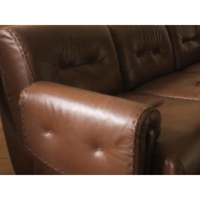 Vintage brown leather 3 seaters sofa with stitched profile, France 1960s