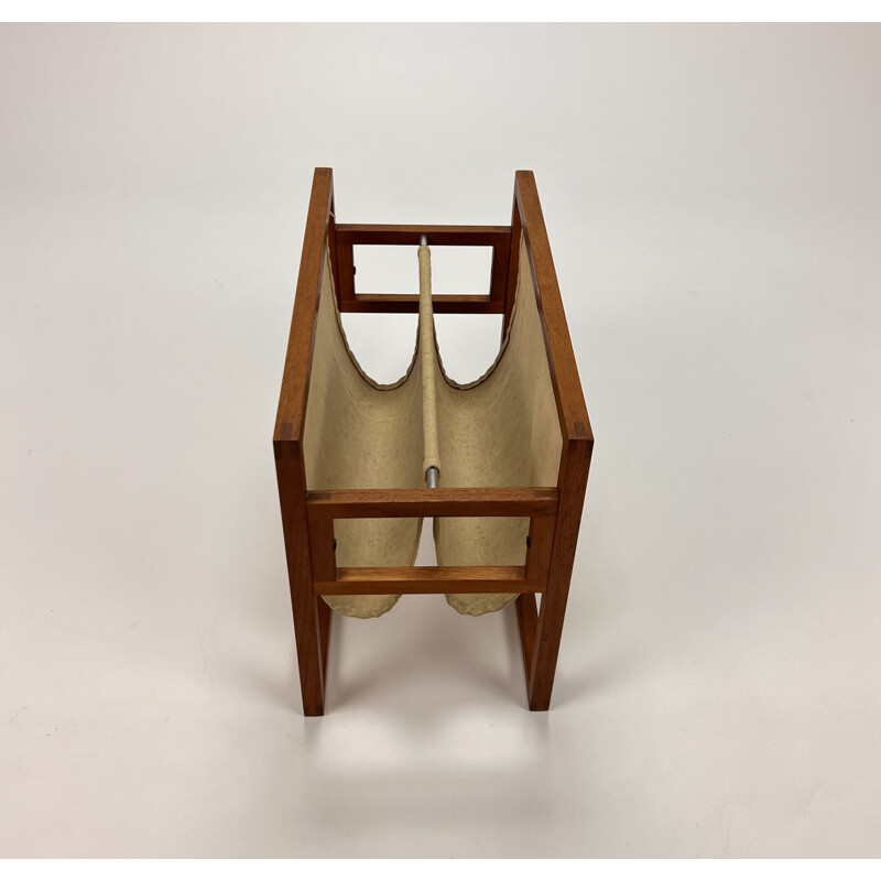 Vintage oak wooden magazine rack by Kai Kristiansen for Sika Møbler, 1960s