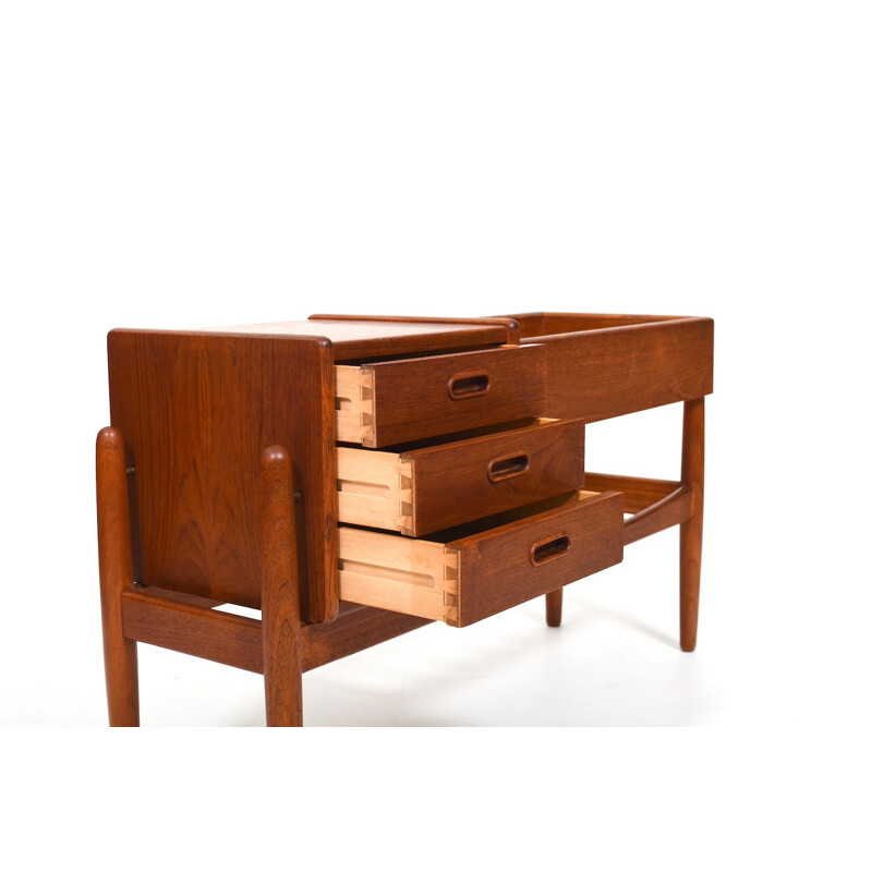 Fioriera vintage in teak con cassetti di Arne Wahl Iversen per Vinde Mobelfabrik, 1960