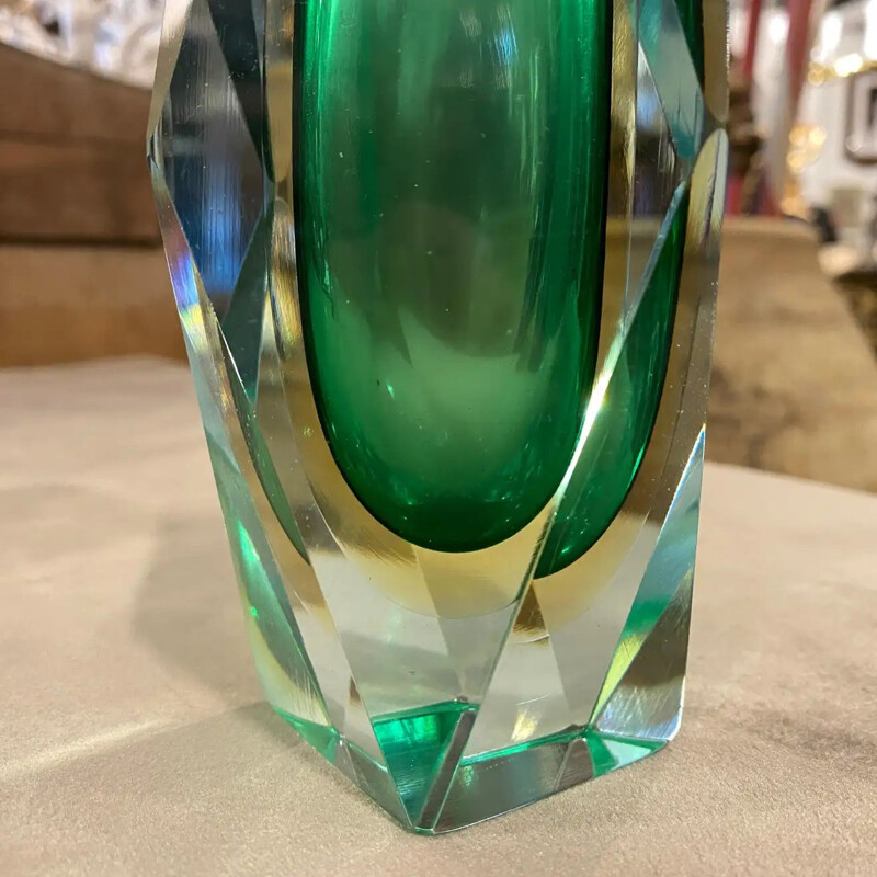 Jarrón vintage de cristal de Murano verde de Seguso, 1970