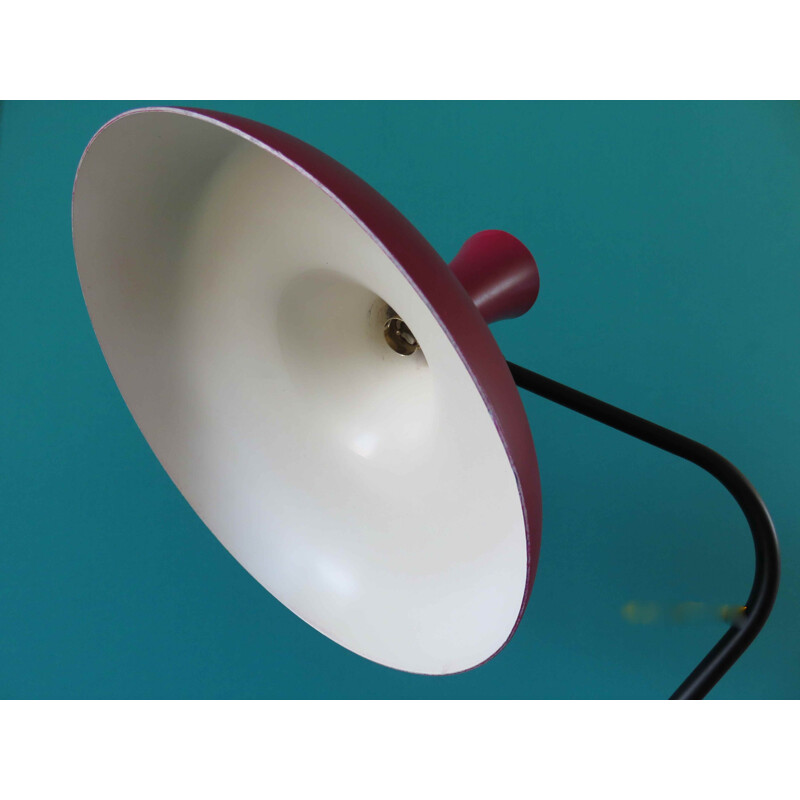 Lamp in lacquered metal raspberry - 1950s