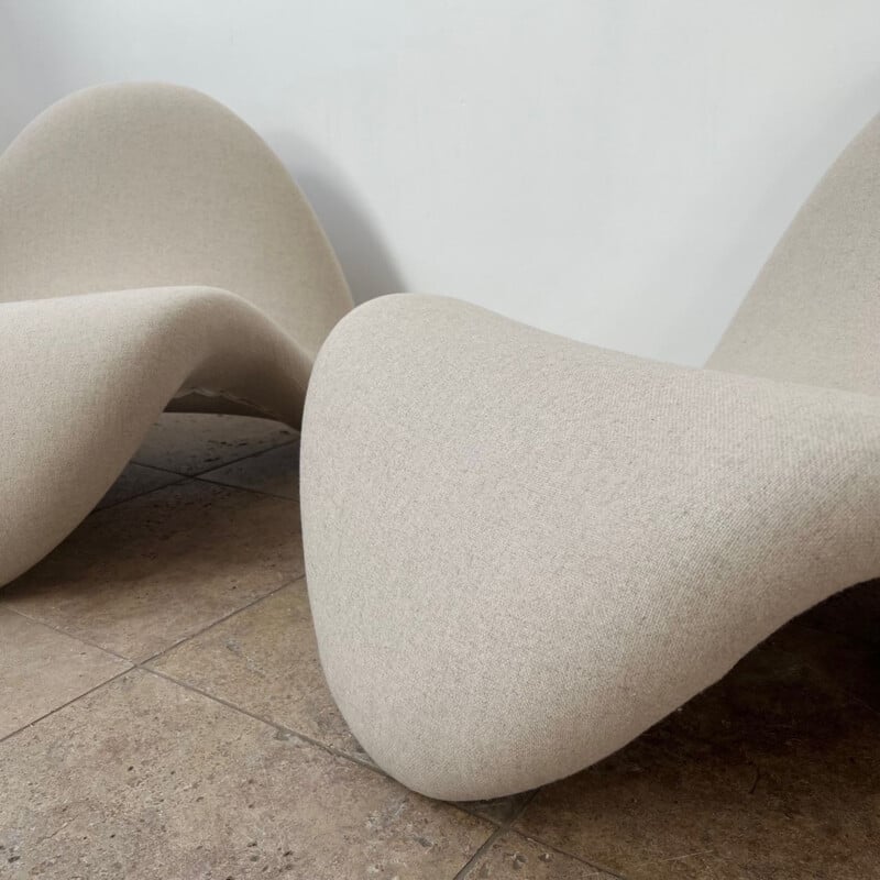 Pair of vintage Tongue lounge chairs by Pierre Paulin, Holland 1960