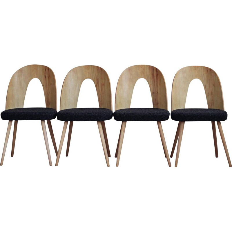 Ensemble de 4 chaises vintage en boucle noire par Antonin Šuman, 1960