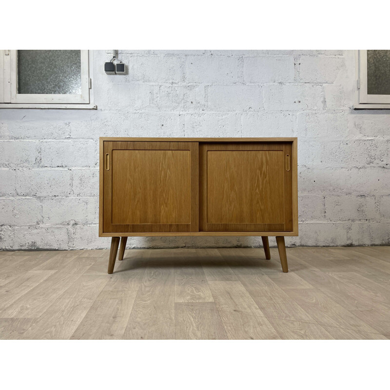 Buffet vintage en chêne de Poul Hundevad, 1960