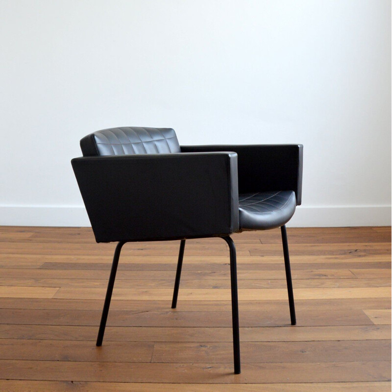 Vintage armchair "Conseil" in lacquered metal by Pierre Guariche for Meurop, 1960