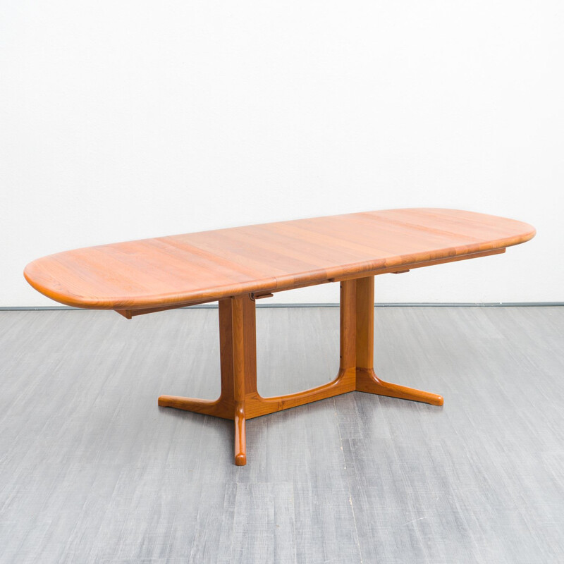 Vintage teak dining table by Juul Kristensen for Glostrup Möbelfabrik, Denmark 1970s