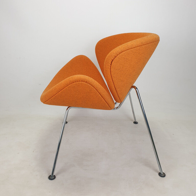 Fauteuil vintage en tranche orange et en métal chromé par Pierre Paulin pour Artifort, 1980