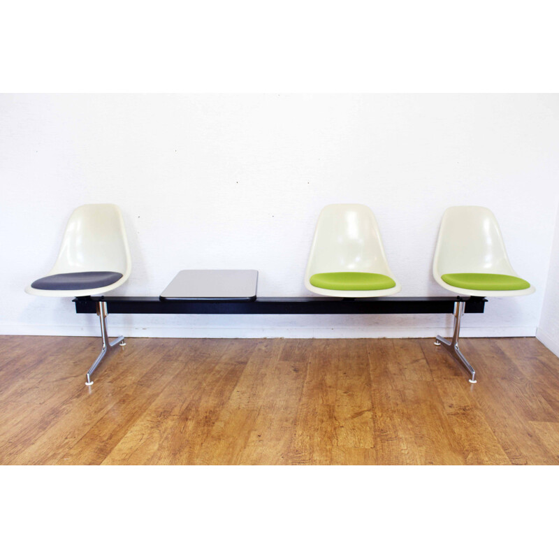 Vintage Eames bench in fiberglass for Vitra, 1970