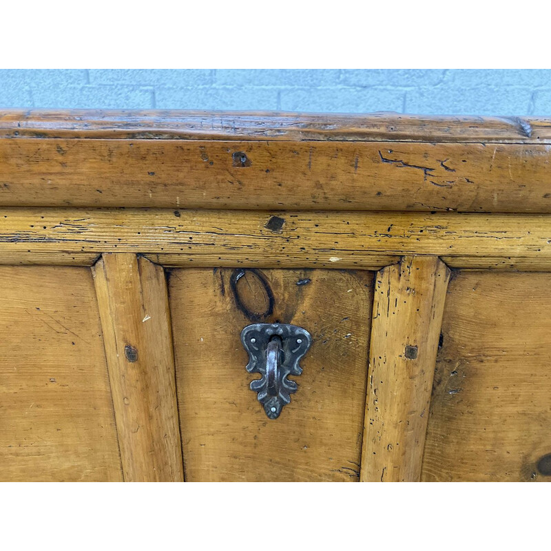 Savoyard vintage wedding chest in pine