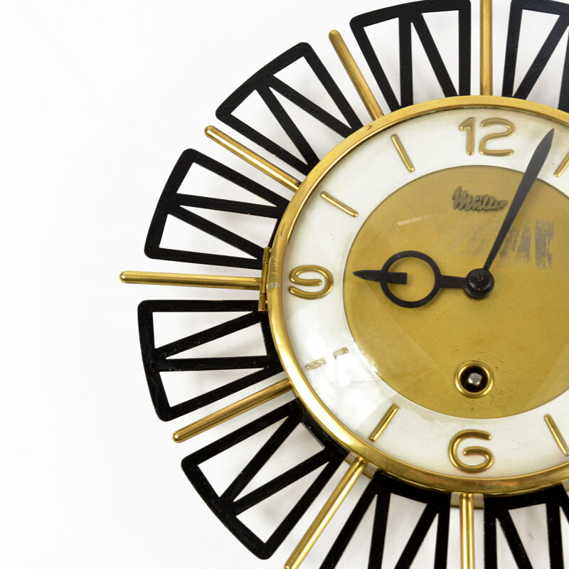 Vintage mechanical wall clock in metal and glass by Müller, Germany 1960