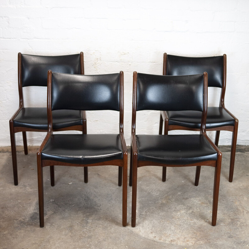 Set of 4 vintage dining chairs in teak and black vinyl by Johannes Andersen for Uldum Møbelfabrik, 1960s