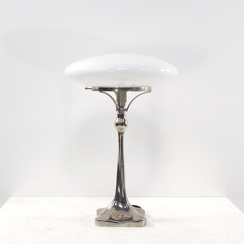 Mid century white glass table lamp in chromed metal - 1970s