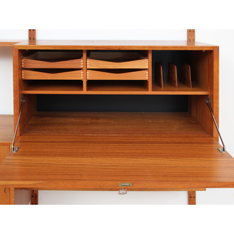 Vintage Scandinavian Cado shelving system in teak by Poul Cadovius