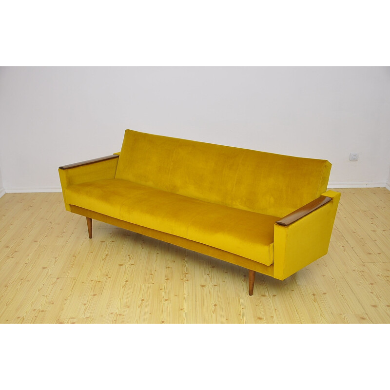 Canapé 3 places vintage en velours jaune avec fonction dépliante, 1960