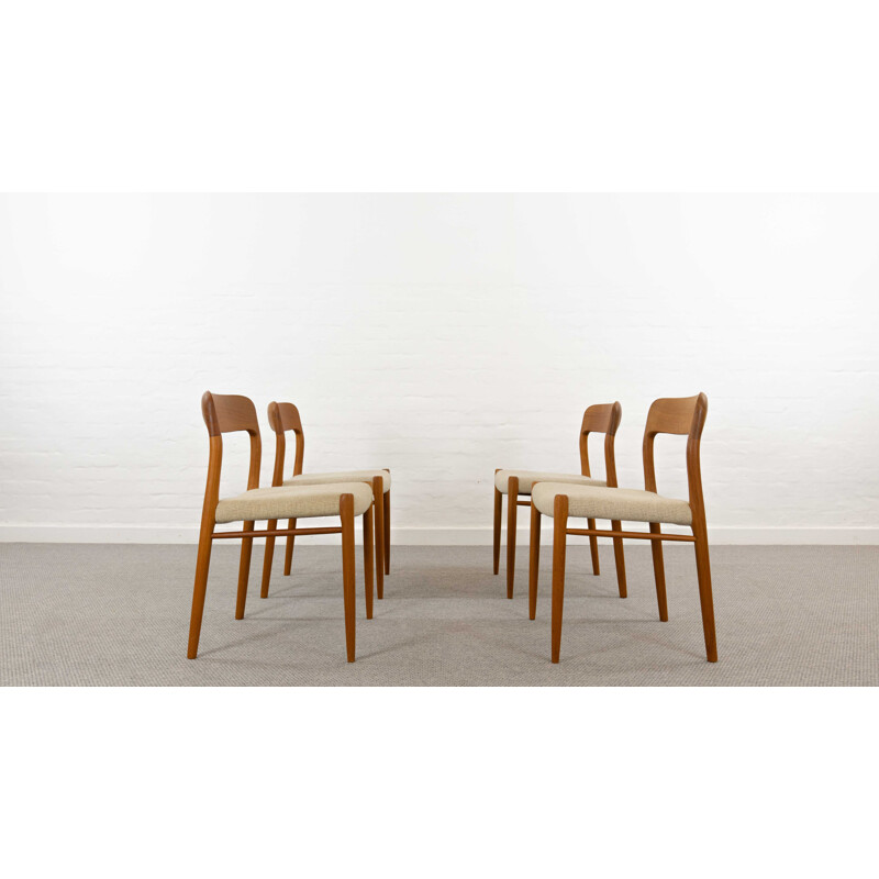 Set van 4 vintage teakhouten stoelen model No75 door Niels O. Möller voor J.L. Möller, Denemarken 1954
