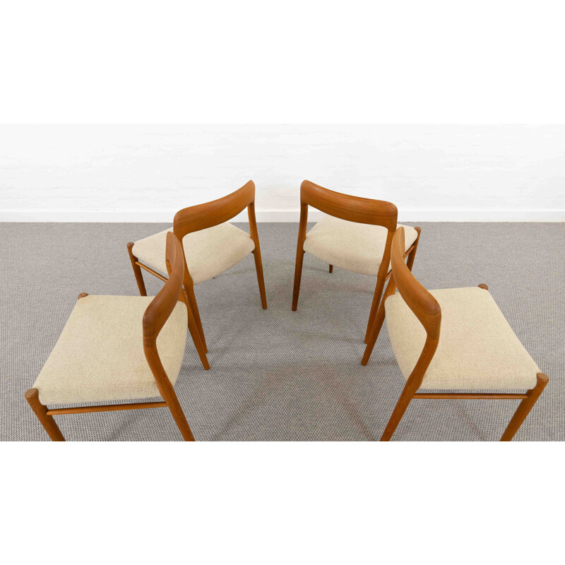 Ensemble de 4 chaises vintage en teck modèle No75 par Niels O. Möller pour J.L. Möller, Danemark 1954