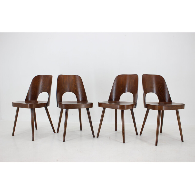 Ensemble de 4 chaises vintage en bois de hêtre par Oswald Haerdtl, Tchécoslovaquie 1960