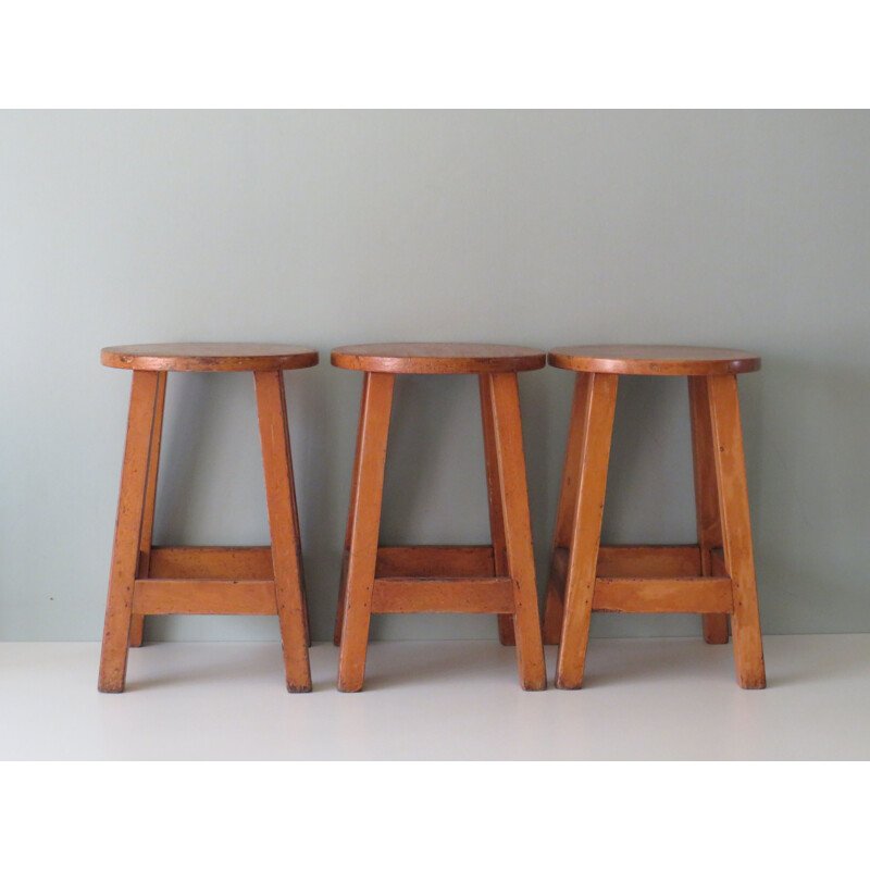 Ensemble de 3 tabourets d'atelier vintage en bois, Belgique 1960