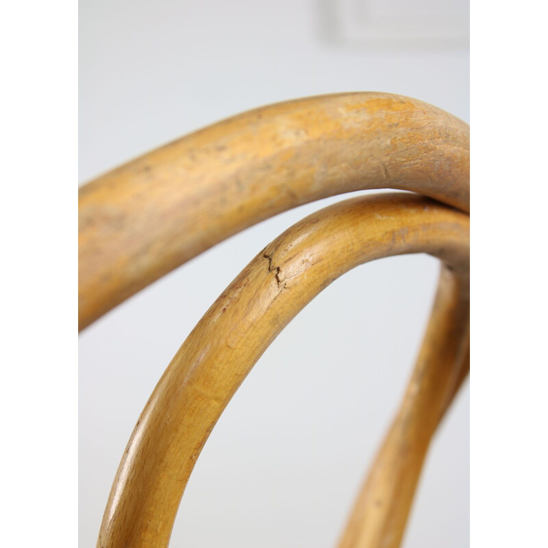 Par de cadeiras vintage No.18 "Wide" de Michael Thonet