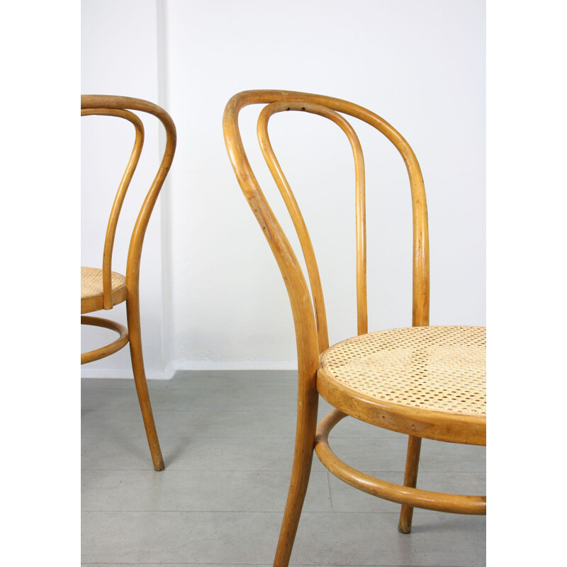 Paar vintage stoelen No.18 "Wide" van Michael Thonet