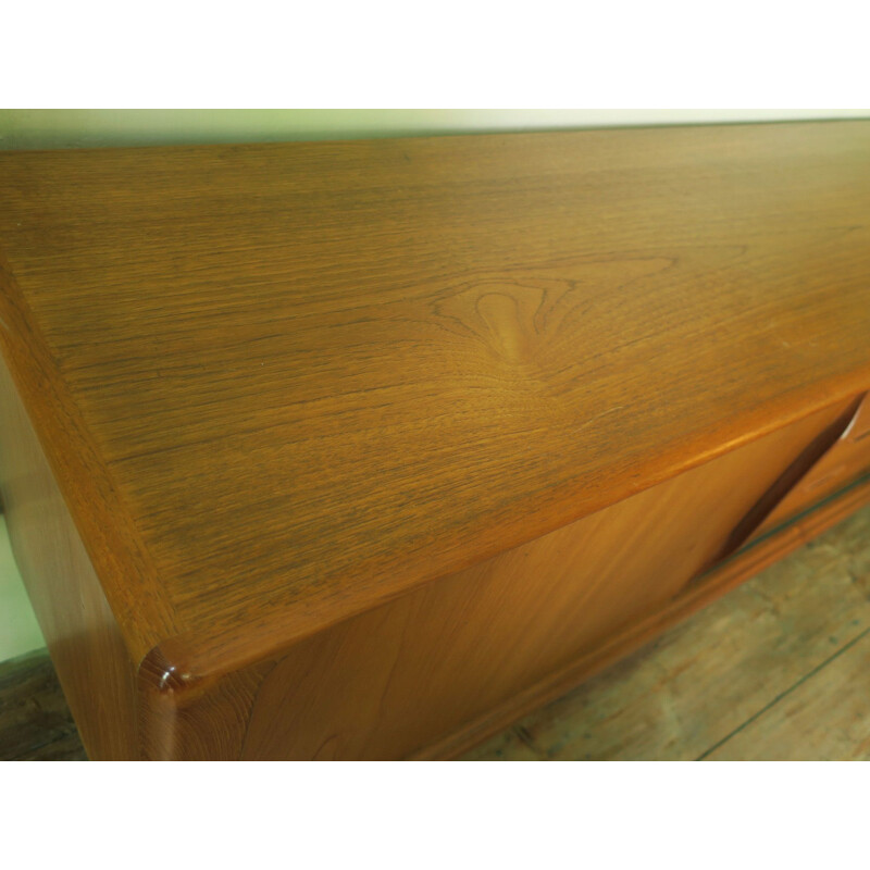 Credenza vintage in teak con ante scorrevoli di H W Klein, Danimarca 1960