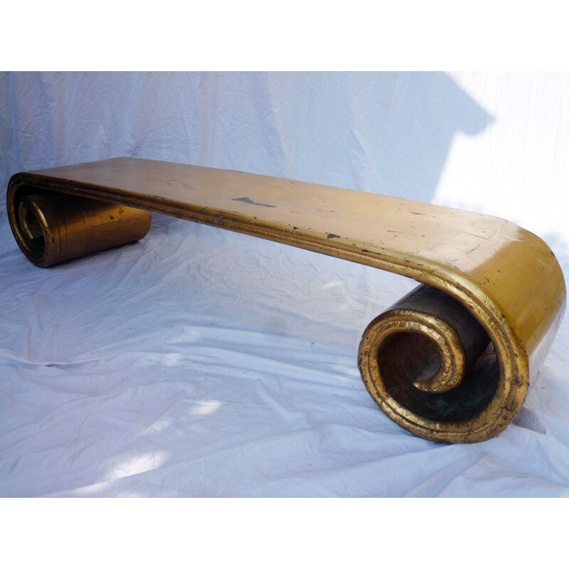Banco espiral de madera dorada vintage