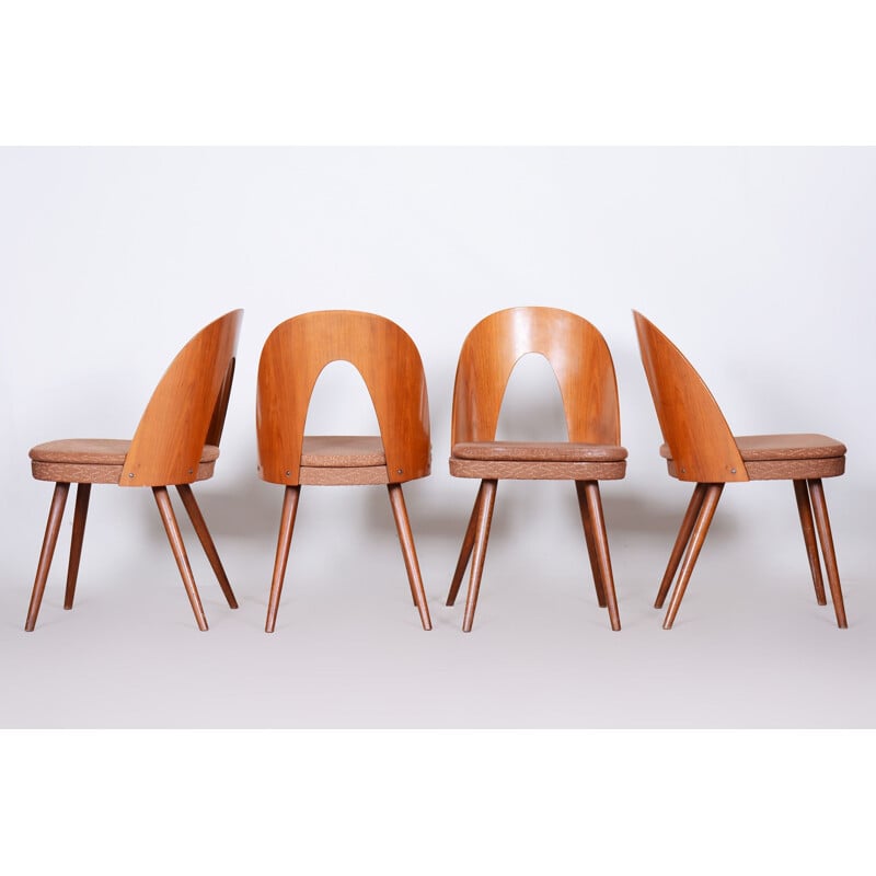 Ensemble de 4 chaises vintage par Antonín Šuman, 1950