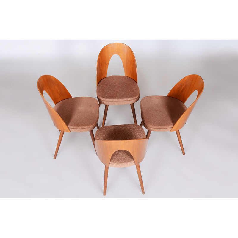 Ensemble de 4 chaises vintage par Antonín Šuman, 1950