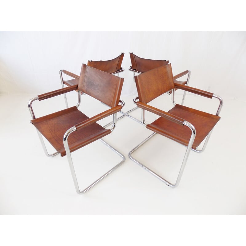 Ensemble de 4 chaises cantilever vintage Mg5 en cuir par Matteo Grassi