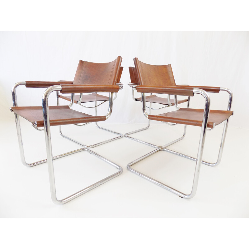 Set of 4 vintage Mg5 leather cantilever chairs by Matteo Grassi